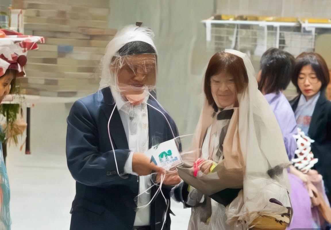 巴塞罗那与尤文图斯球衣设计解析：风格、文化及象征意义(图5)