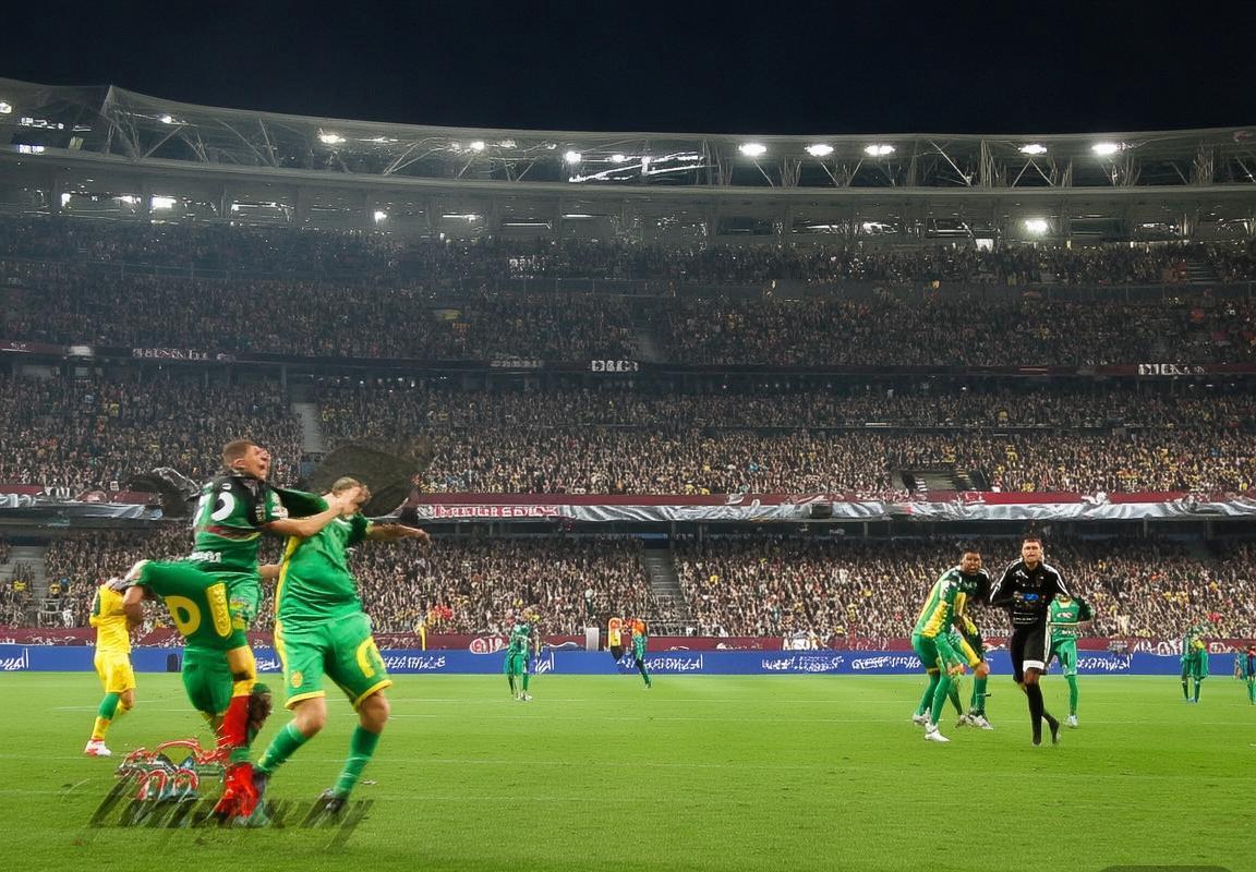 巴西红牛对科林蒂安：巅峰对决前瞻分析(图1)